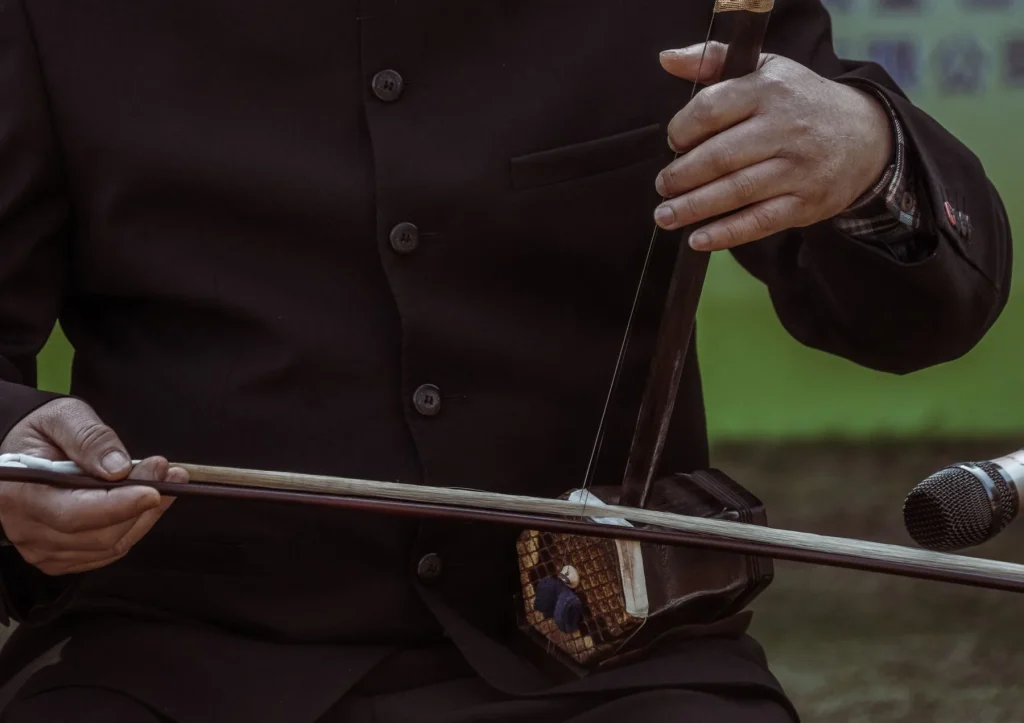 Fascinating instruments: discovering the unique sounds of medieval music